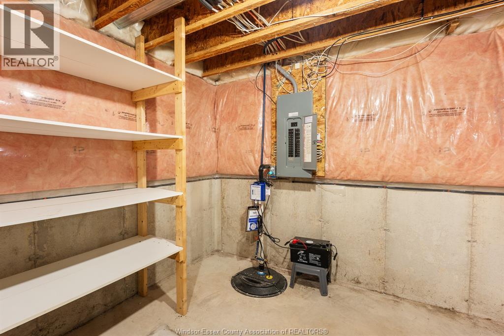 15 OAKGROVE LANE - 30