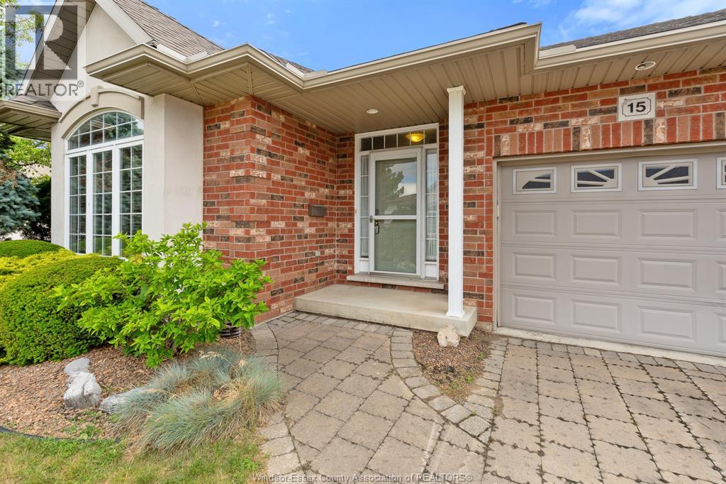 15 OAKGROVE LANE - 4