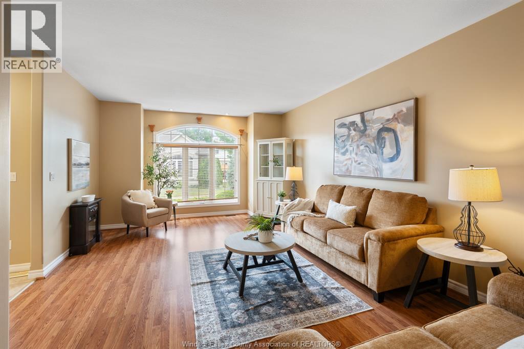 15 OAKGROVE LANE - 7