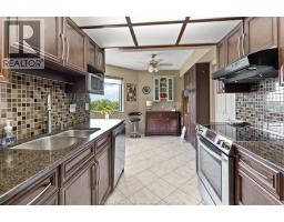 109 Robson Unit# 403, Leamington, ON N8H3V4 Photo 11