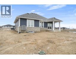 243 Dolores Street, Essex, ON N8M0C5 Photo 23