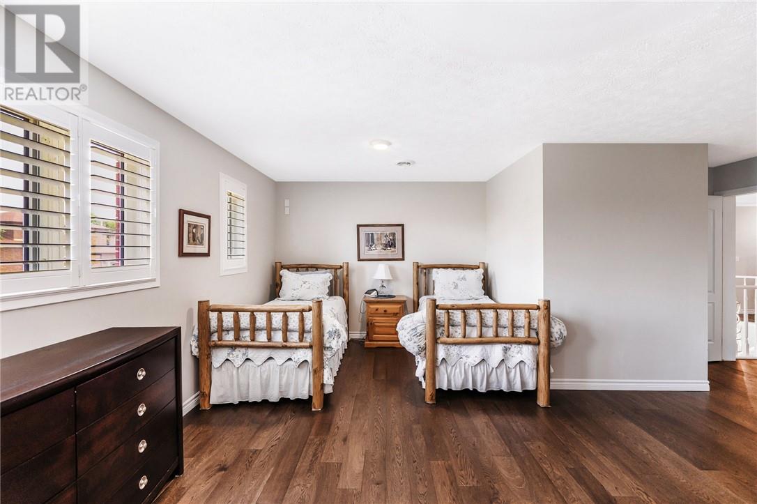 147 Forestdale Drive - 30