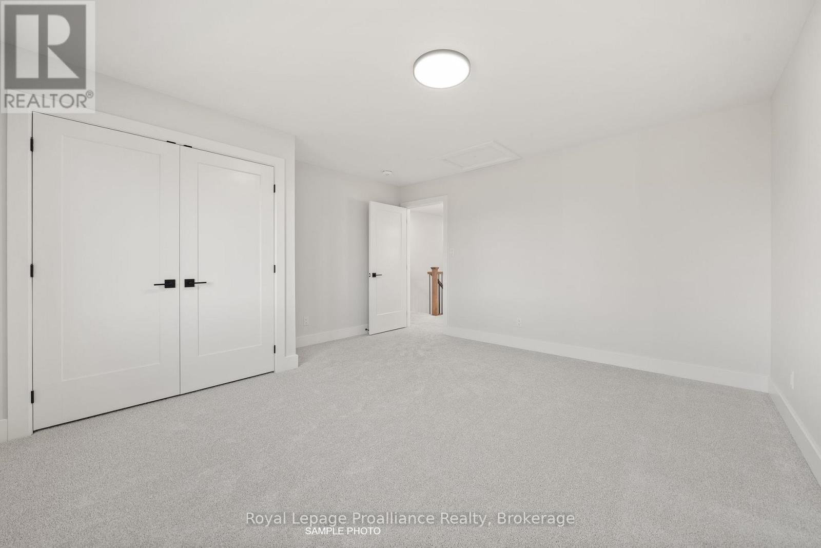 32 FRASER DRIVE - 29