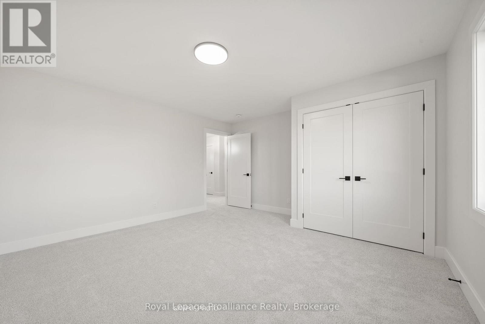 32 FRASER DRIVE - 31