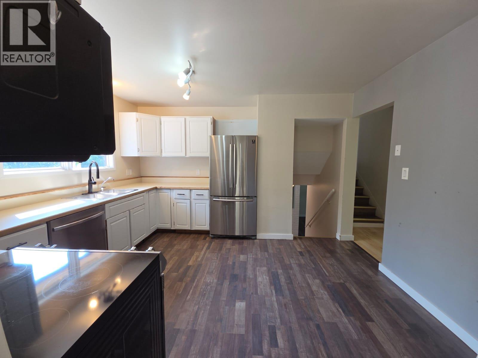 4720 Centurion Crescent NE - 16