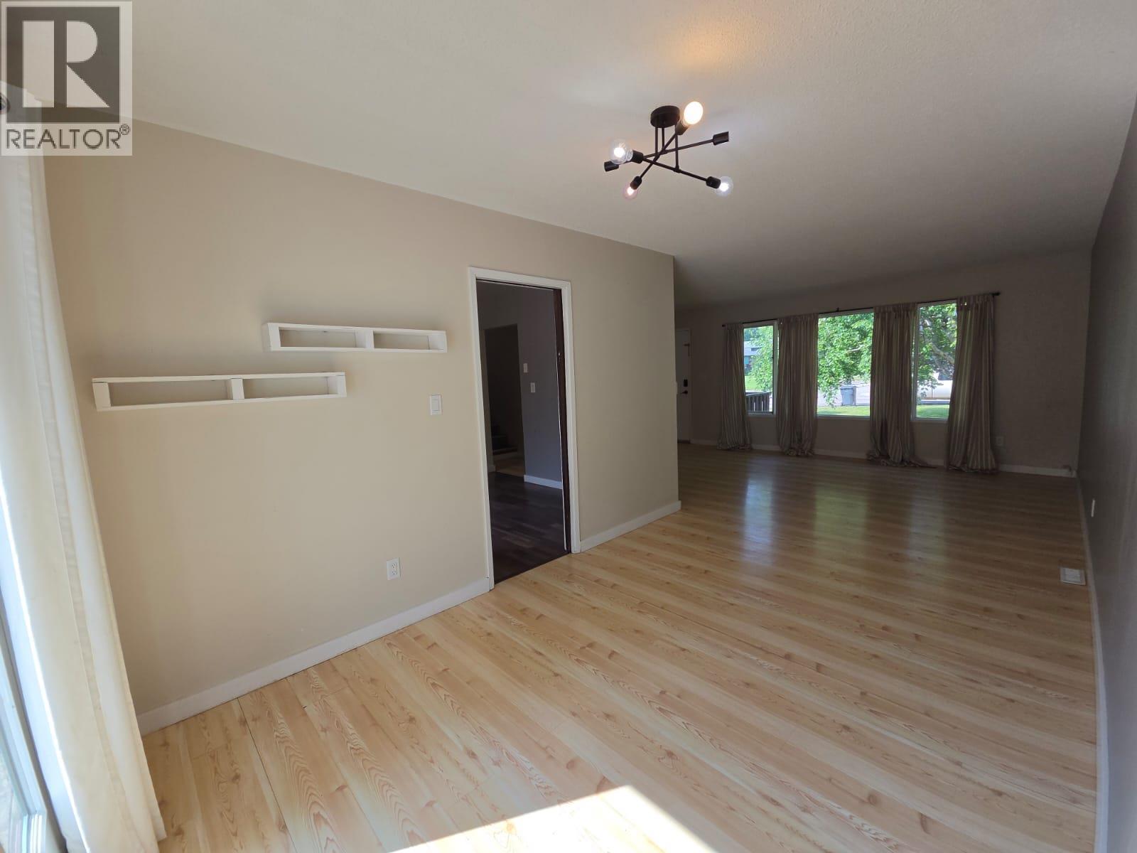 4720 Centurion Crescent NE - 4