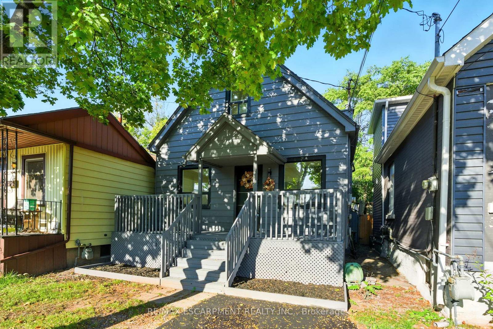 9 ALICE STREET - 2