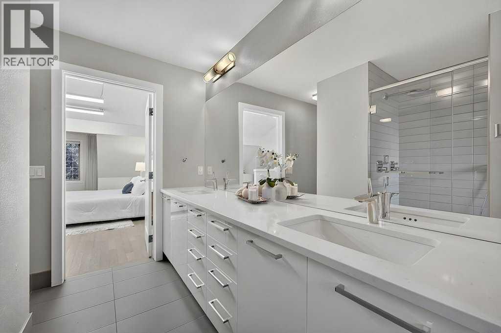 #20 6 Scarpe Drive SW - 33