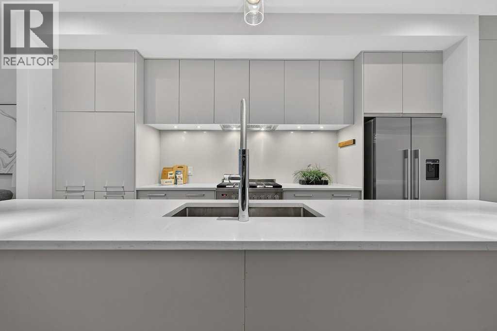 #20 6 Scarpe Drive SW - 10