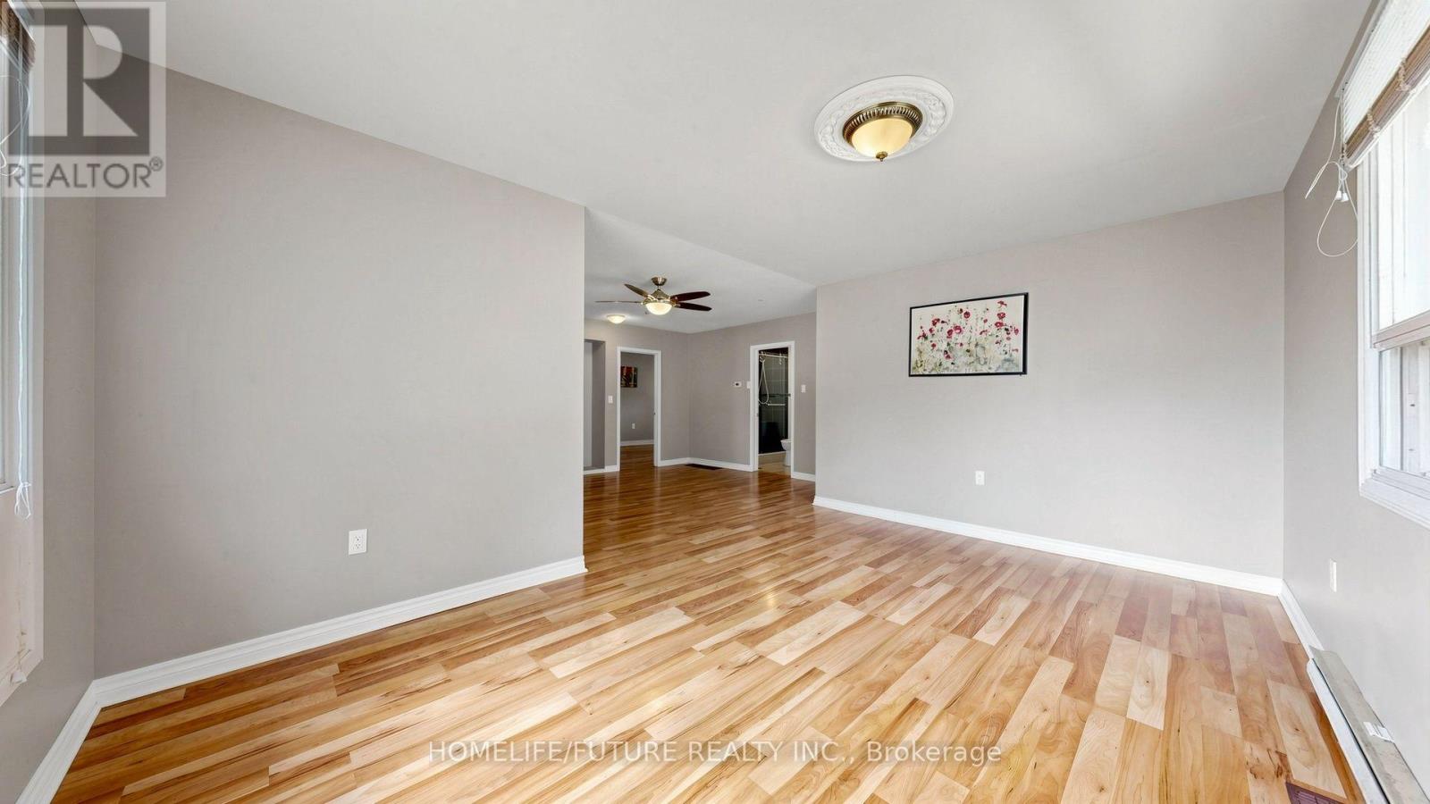 804 DUNDAS STREET W - 13