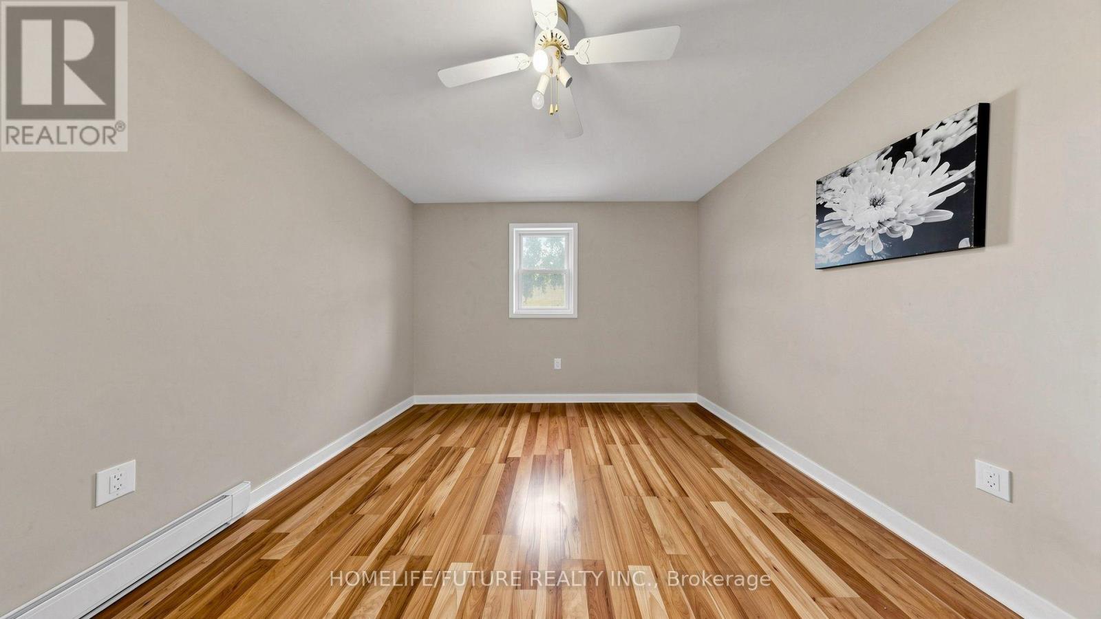 804 DUNDAS STREET W - 22