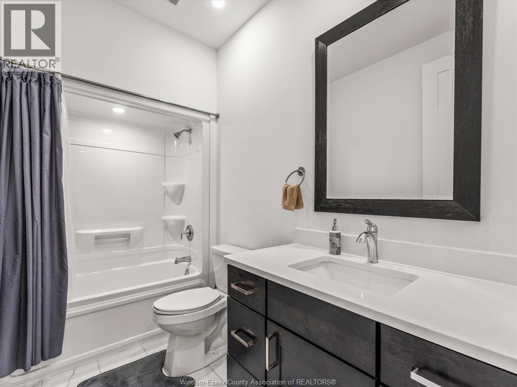 68 CONSERVATION BOULEVARD - 26