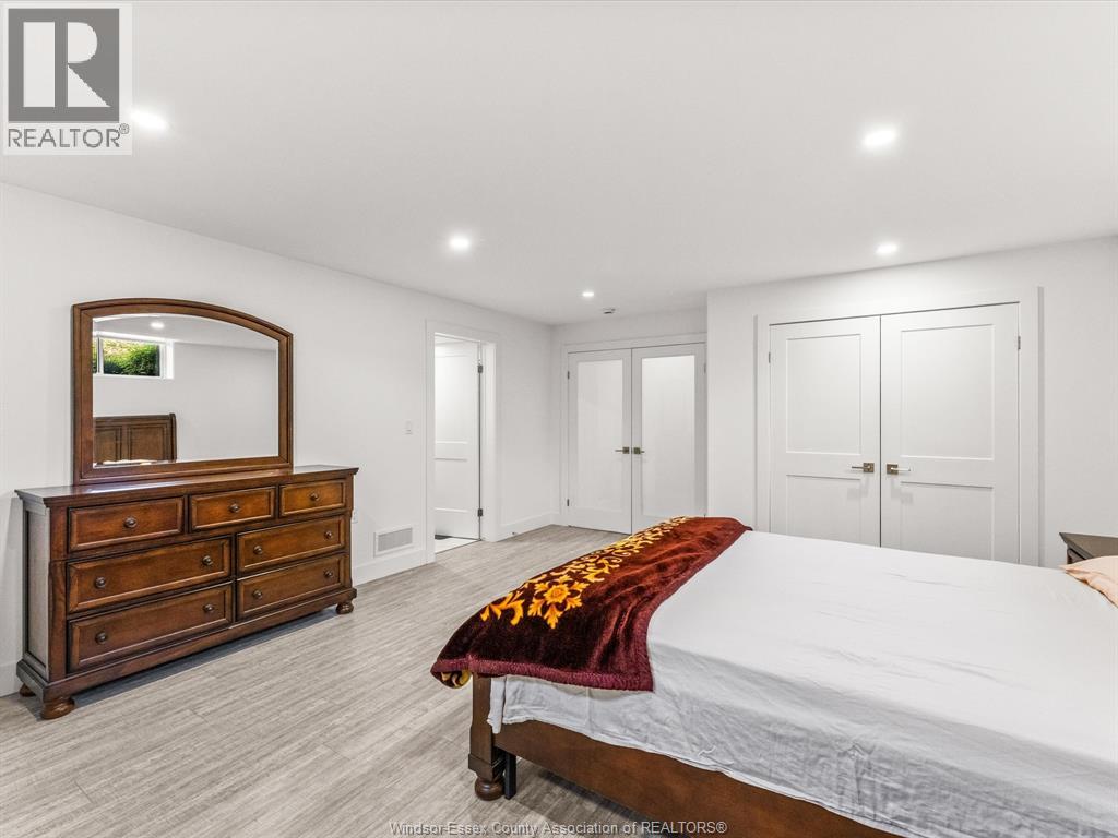 68 CONSERVATION BOULEVARD - 30