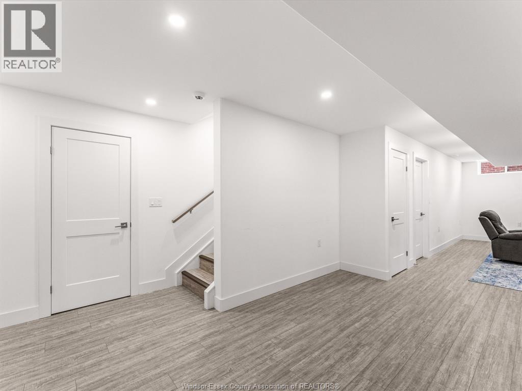 68 CONSERVATION BOULEVARD - 34