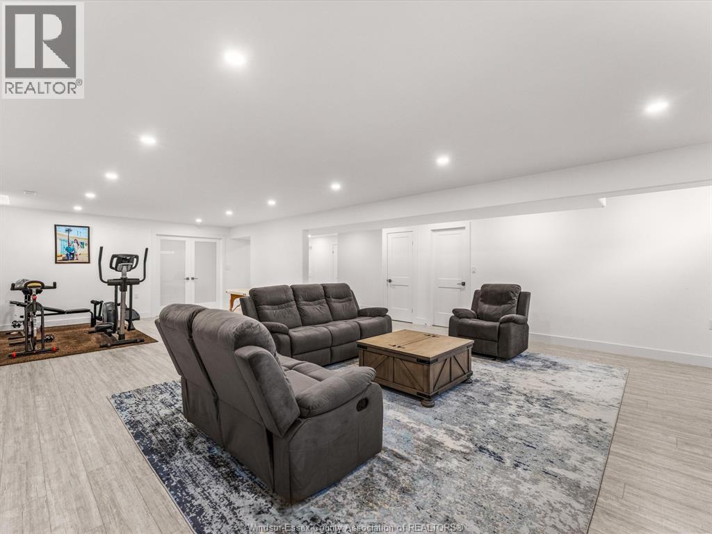 68 CONSERVATION BOULEVARD - 37
