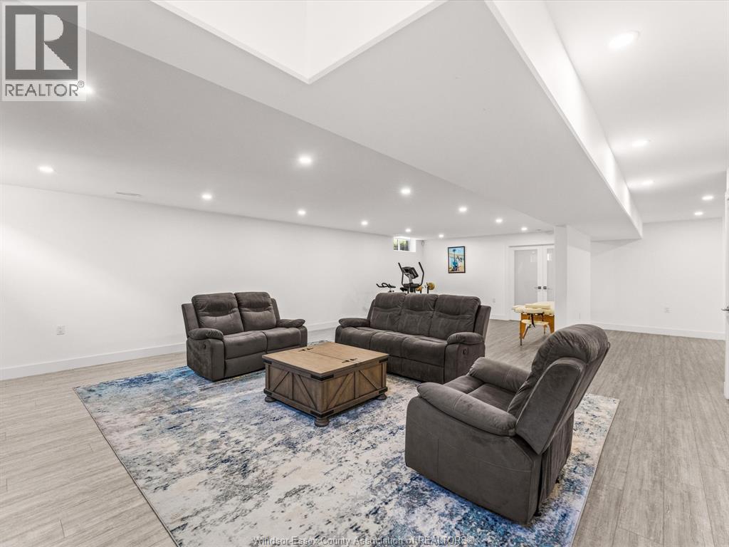 68 CONSERVATION BOULEVARD - 39