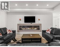 Laundry room - 68 Conservation Boulevard, Kingsville, ON N9Y0A7 Photo 9