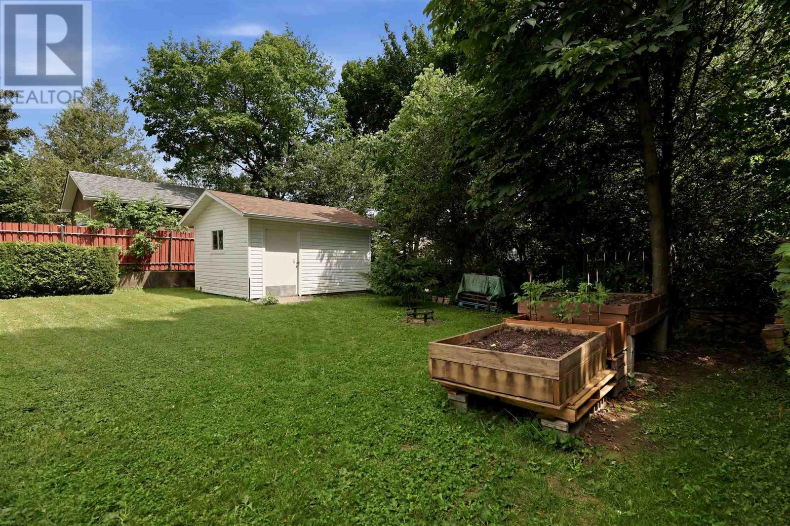 19 Grandriver CRES - 40