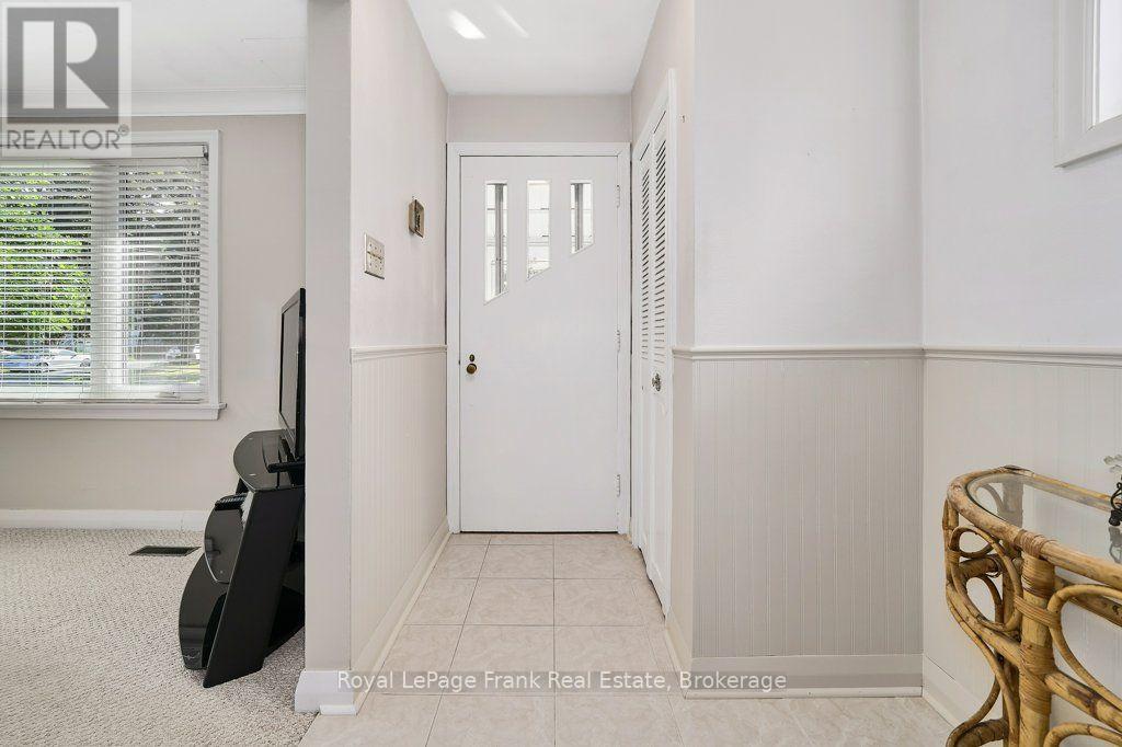 55 LEAHANN DRIVE - 4