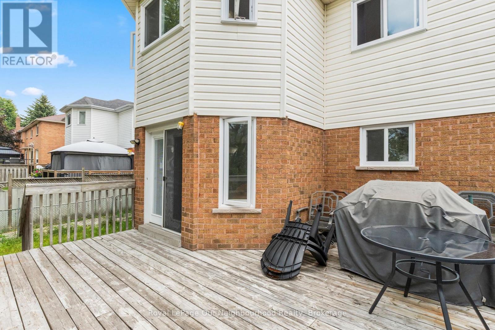 56 GLENABBEY DRIVE - 28