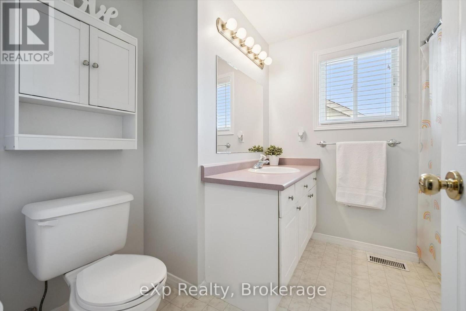 296 TAIT CRESCENT - 26
