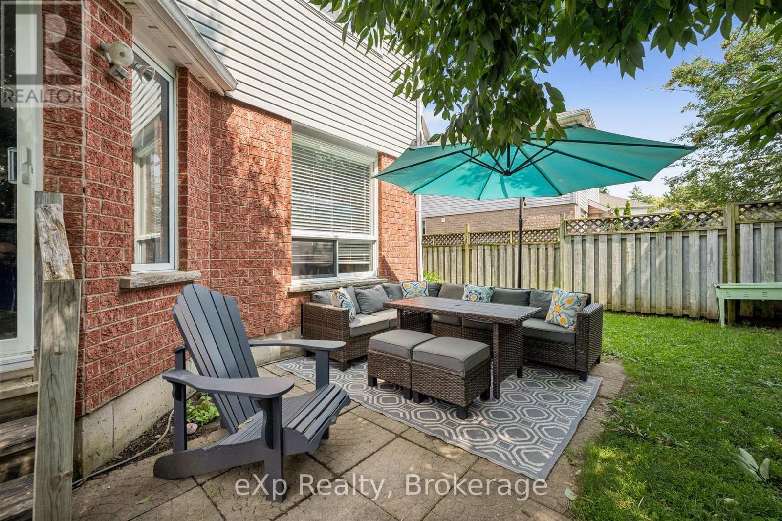296 TAIT CRESCENT - 37