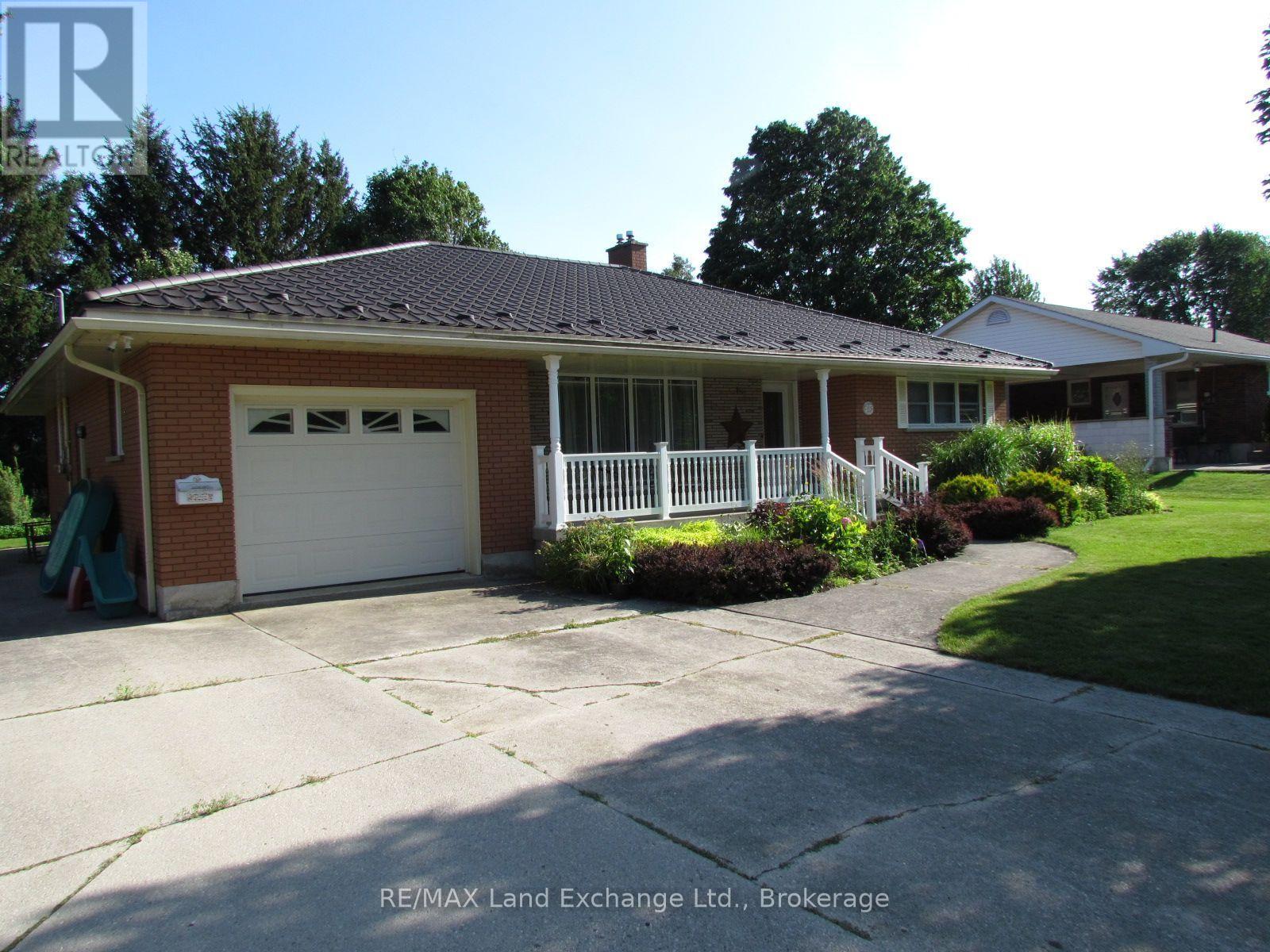 115 BROWN'S LANE - 3