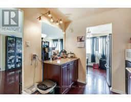 1711 - 10 Sunny Glenway, Toronto, ON M3C2Z3 Photo 15