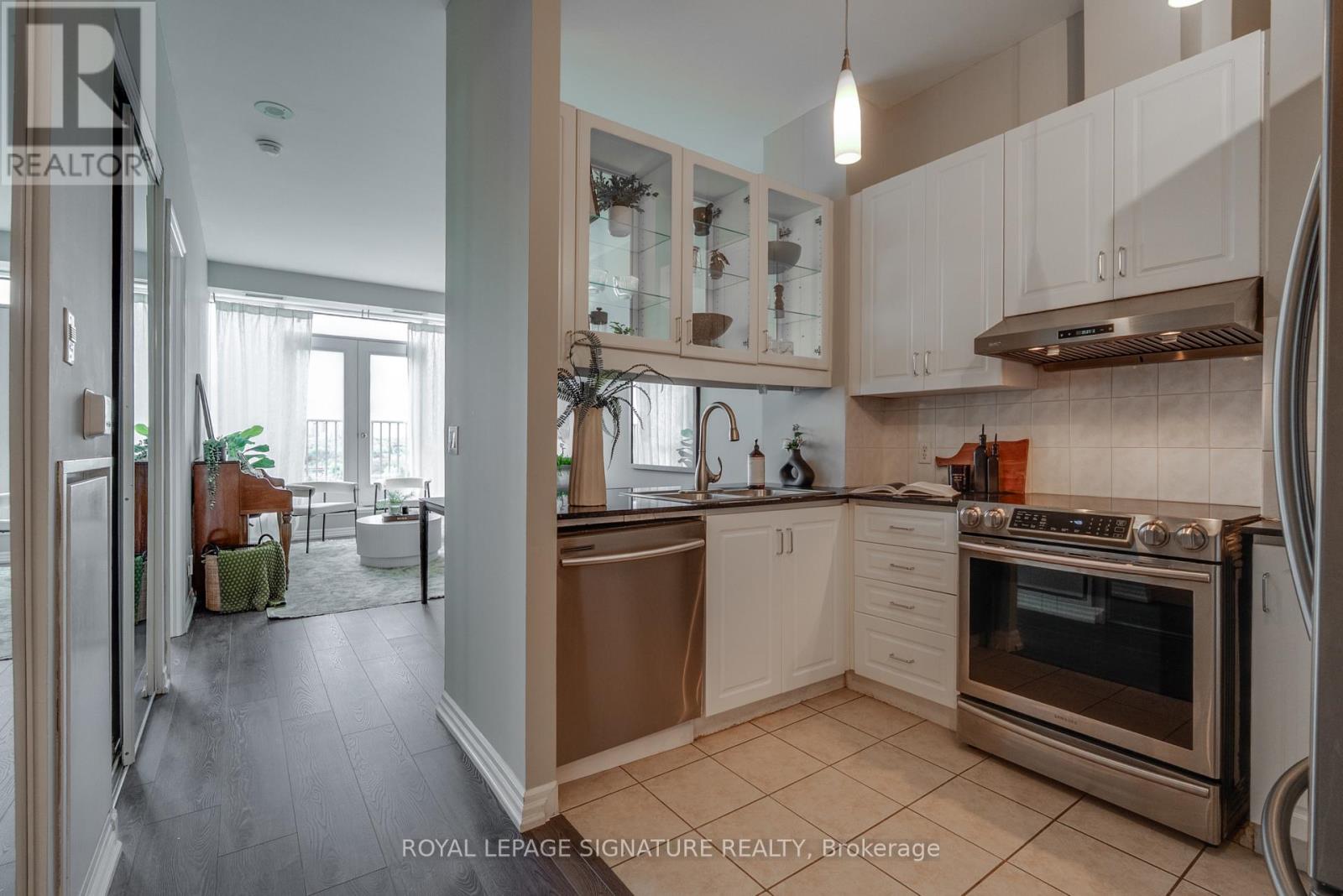 #904 797 DON MILLS ROAD - 12