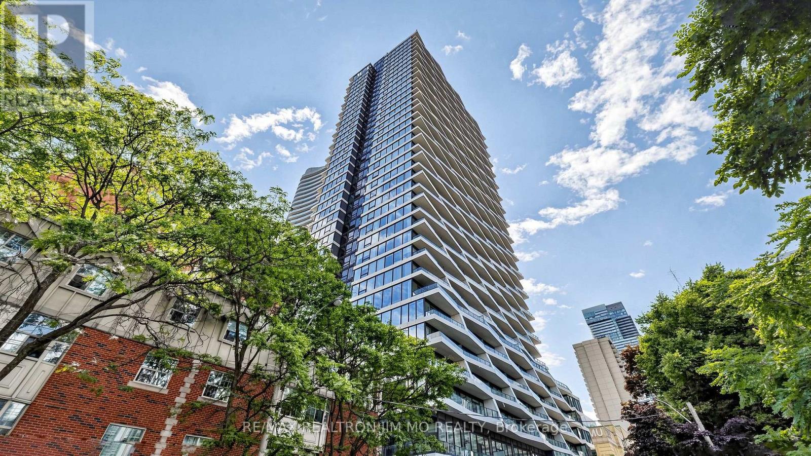 #4116 85 WOOD STREET - Image 3