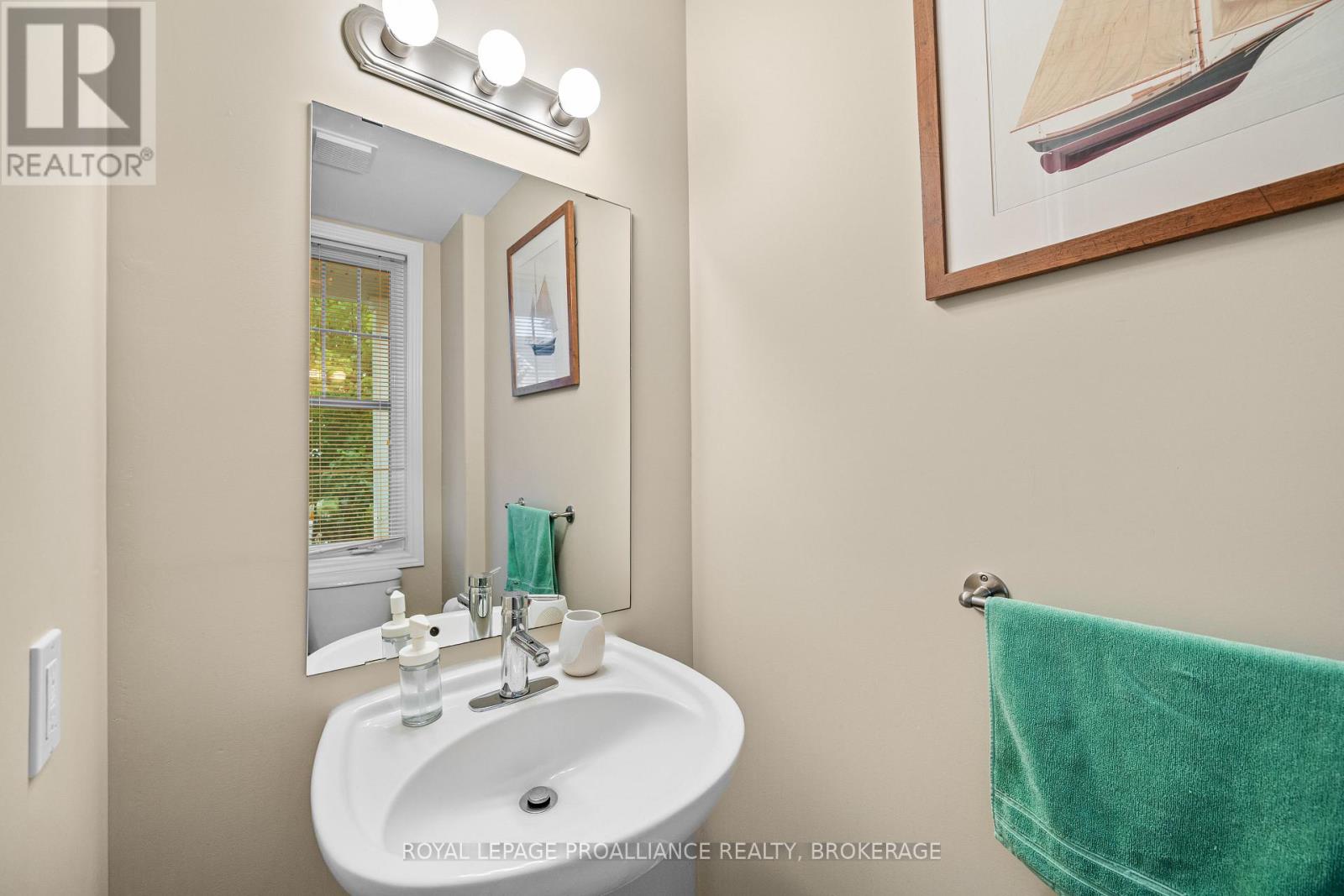 901 ASCOT LANE - 5