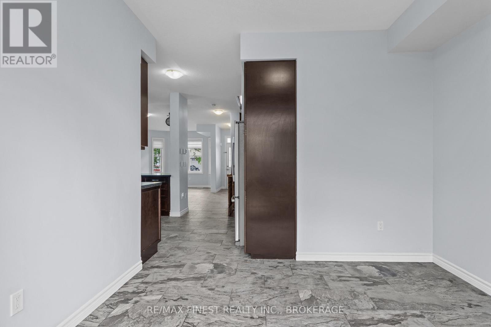 893 ASCOT LANE - 13