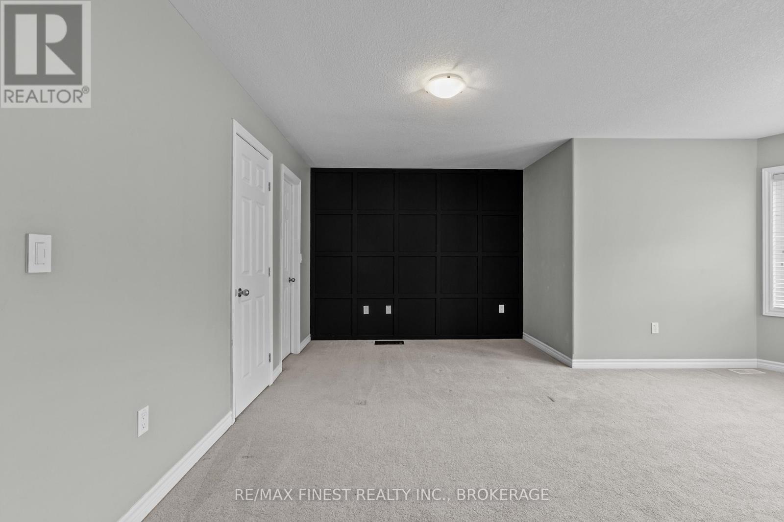 893 ASCOT LANE - 16