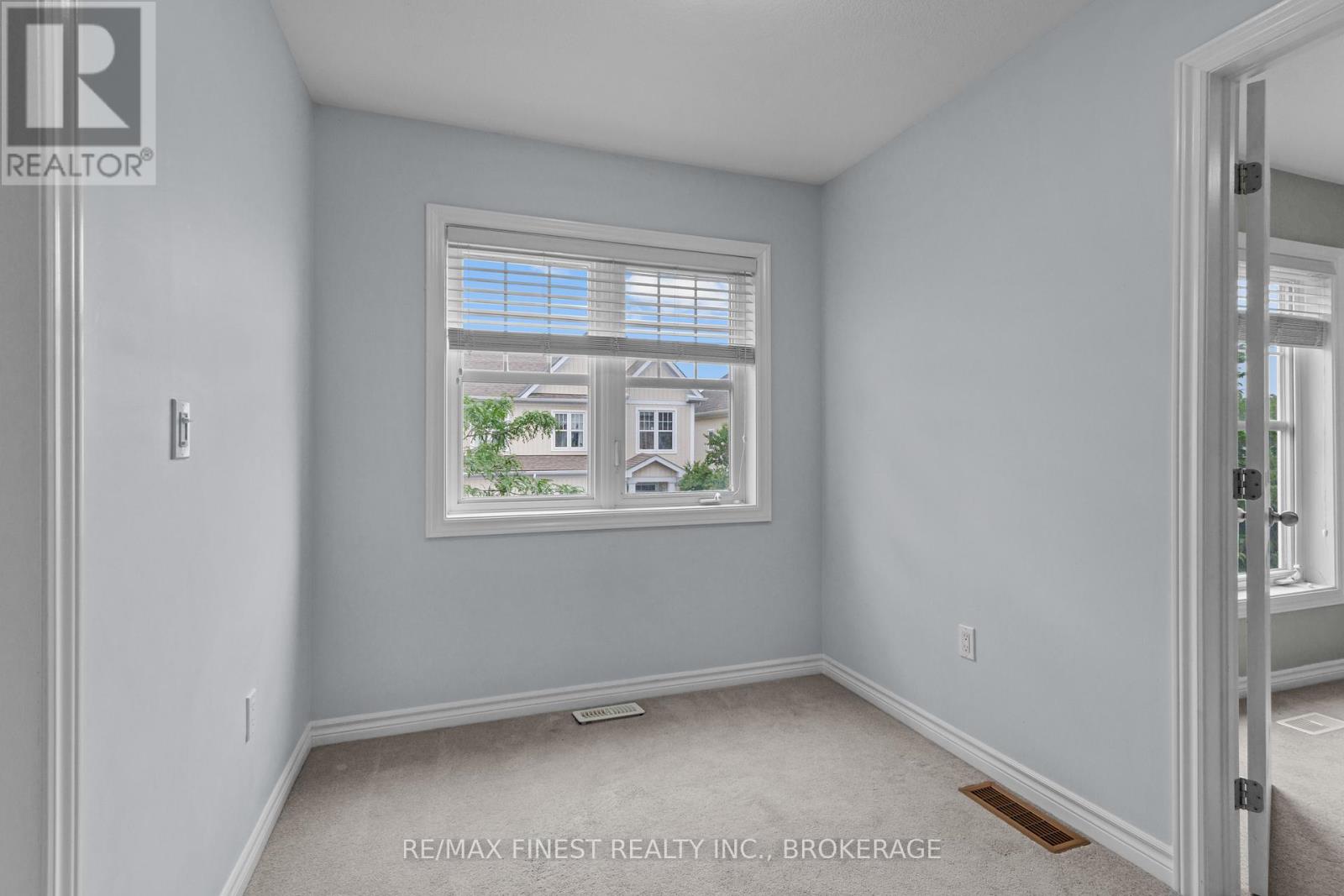 893 ASCOT LANE - 23