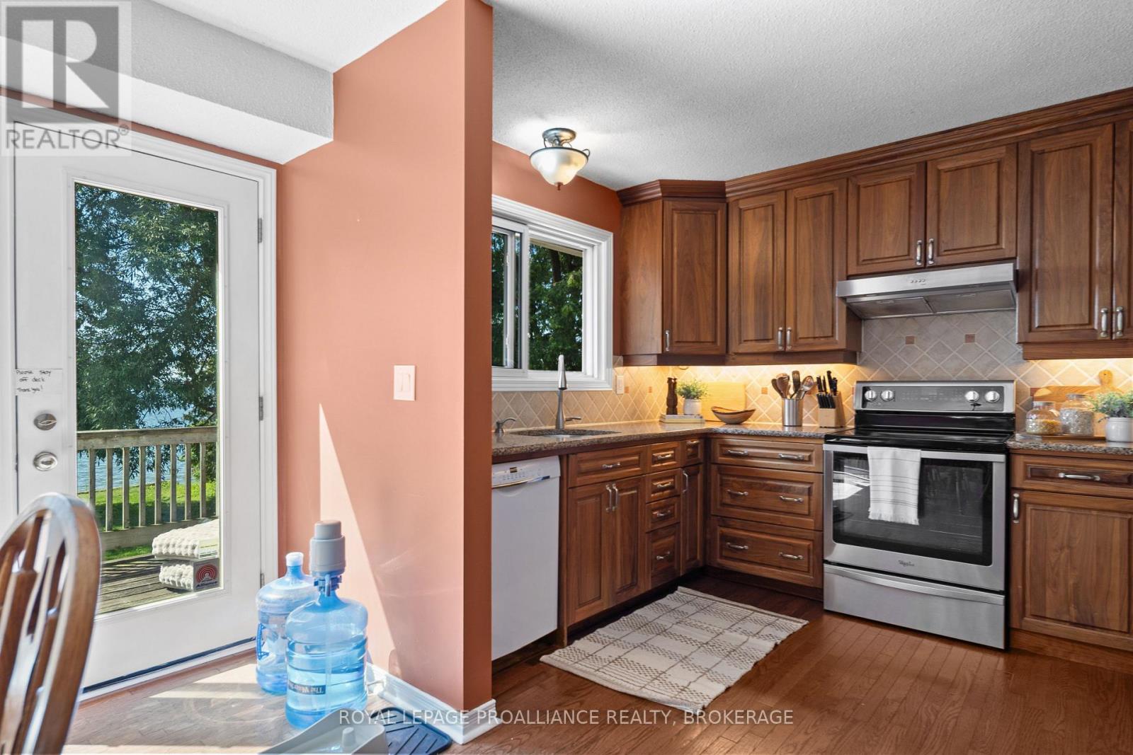 94 NICHOLSON POINT ROAD - 10