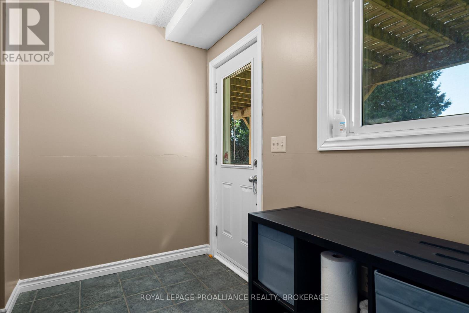 94 NICHOLSON POINT ROAD - 20