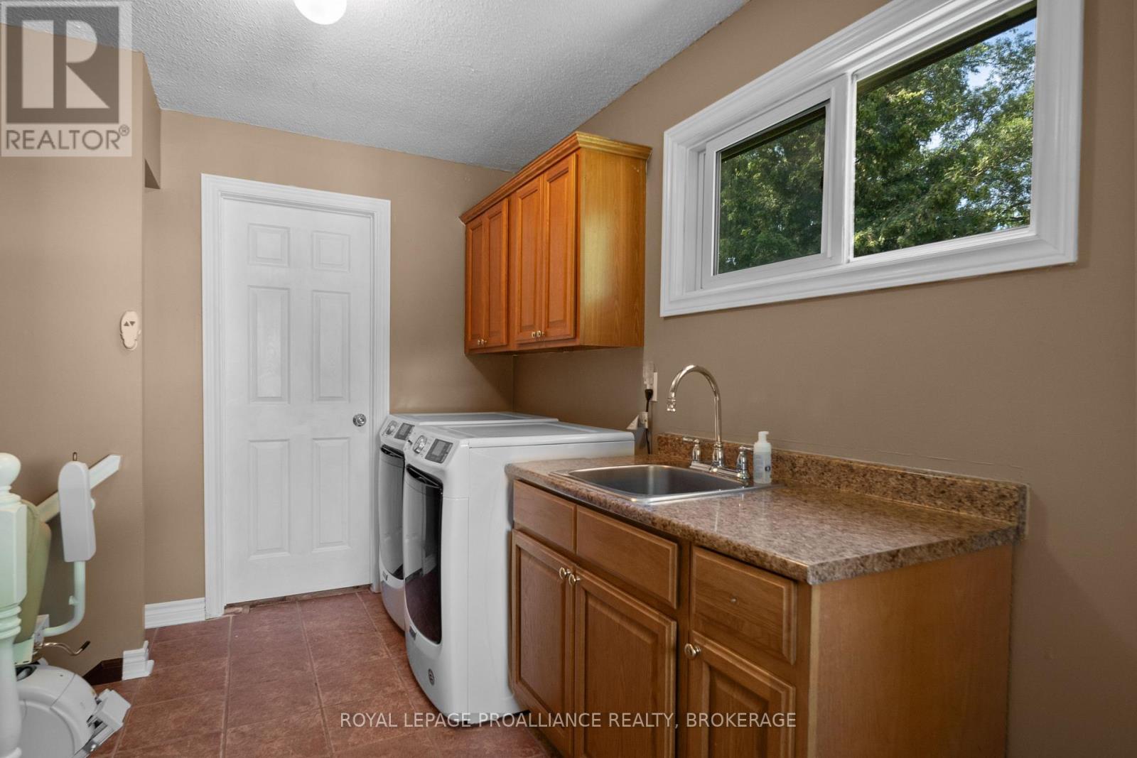 94 NICHOLSON POINT ROAD - 24