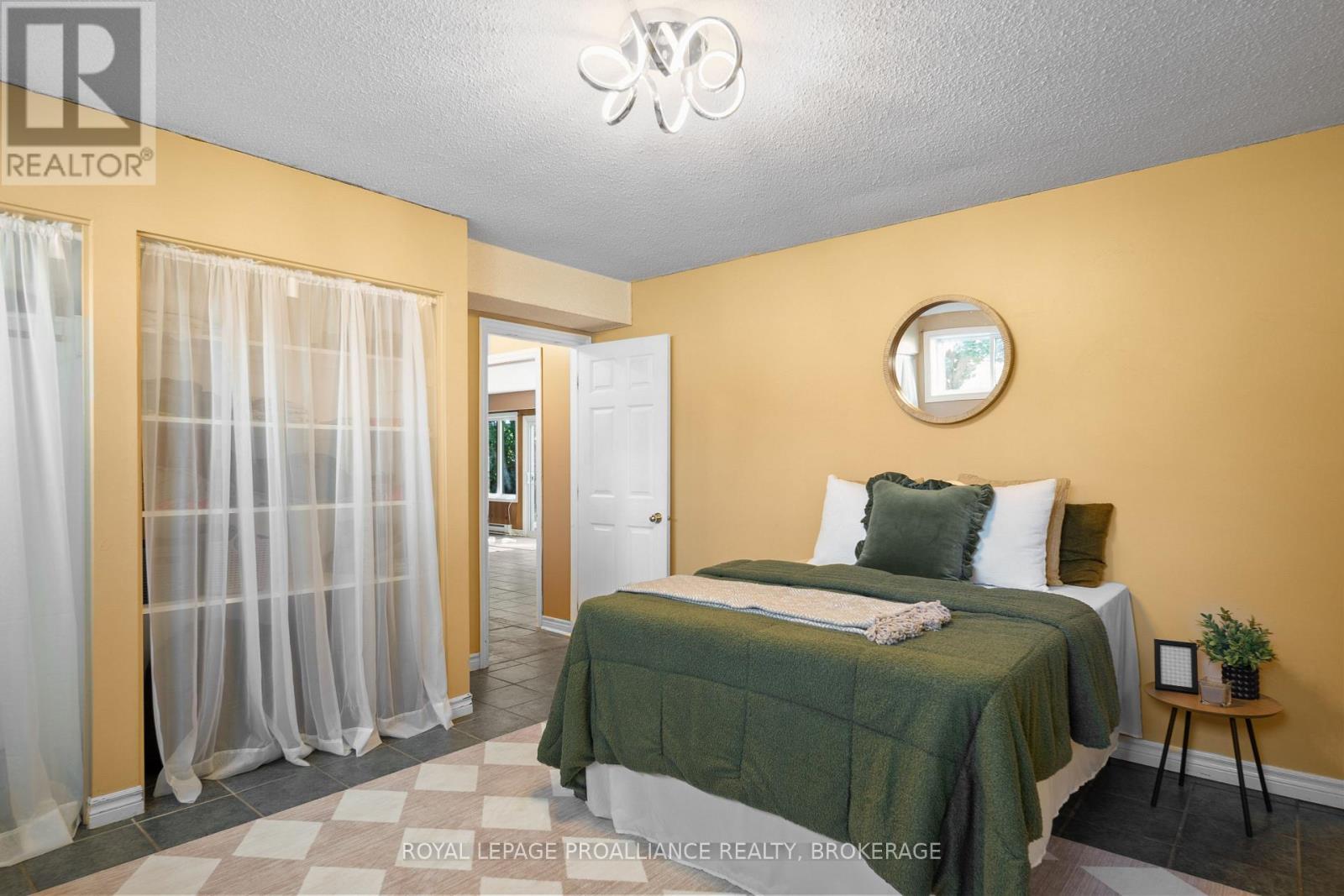 94 NICHOLSON POINT ROAD - 31