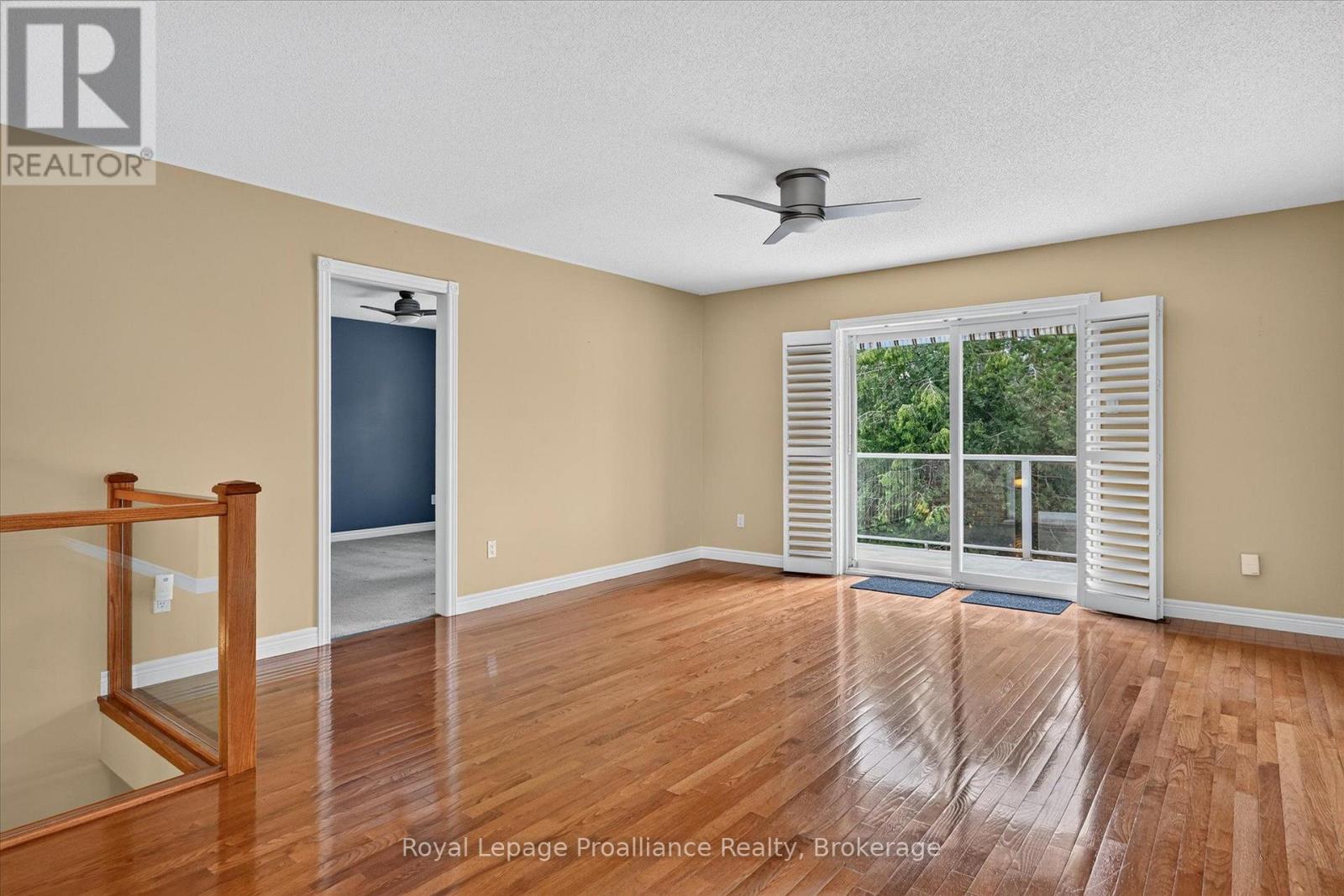 #507 1742 RAVENWOOD DRIVE - 12