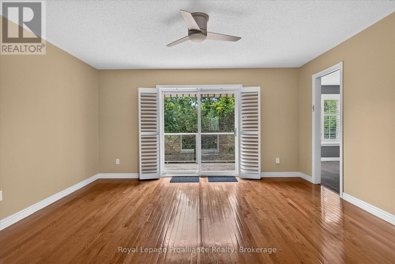 #507 1742 RAVENWOOD DRIVE - 13