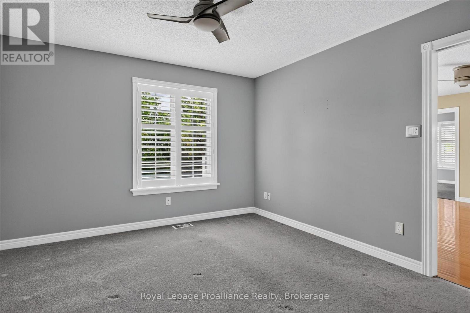 #507 1742 RAVENWOOD DRIVE - 18