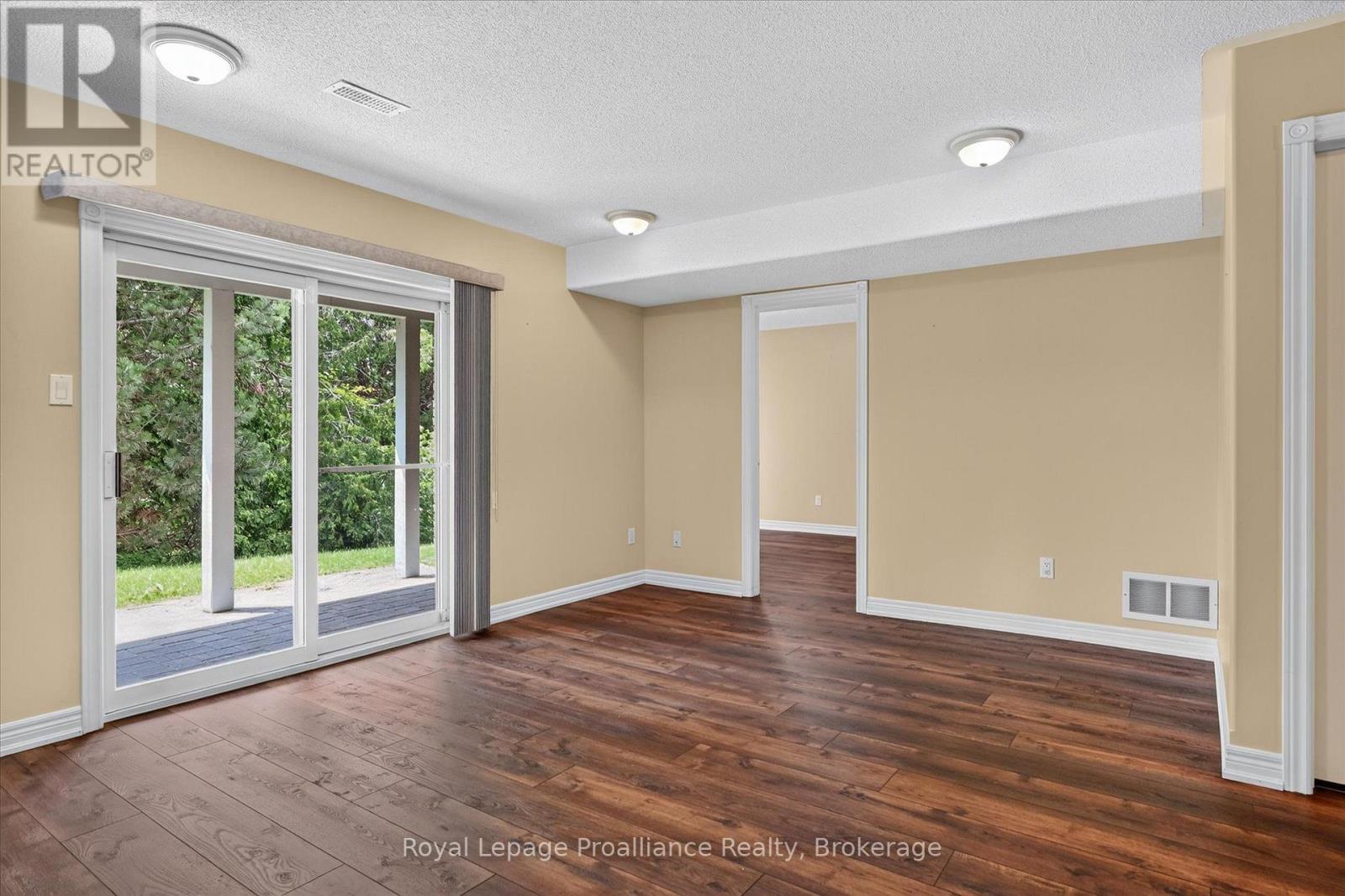 #507 1742 RAVENWOOD DRIVE - 26