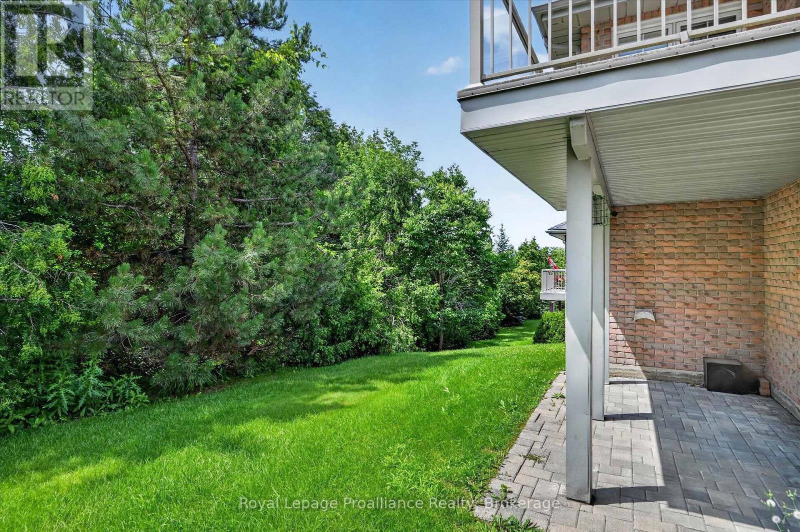 #507 1742 RAVENWOOD DRIVE - 32