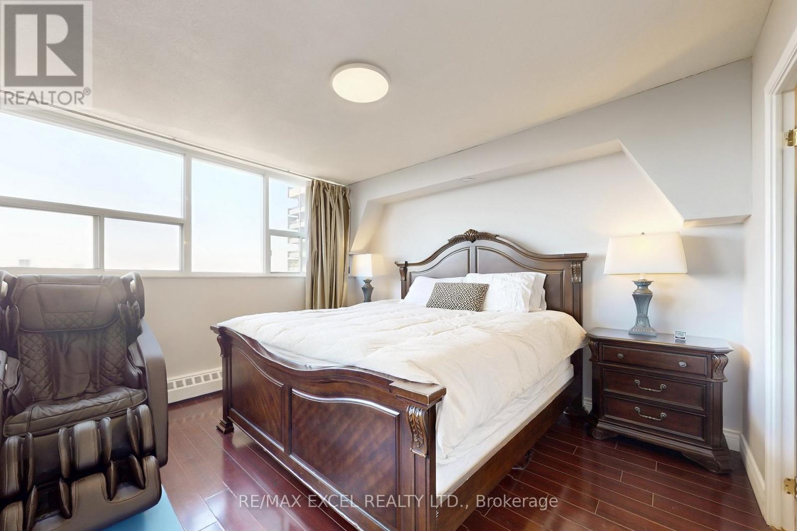 #1708 4101 SHEPPARD AVENUE E - 18