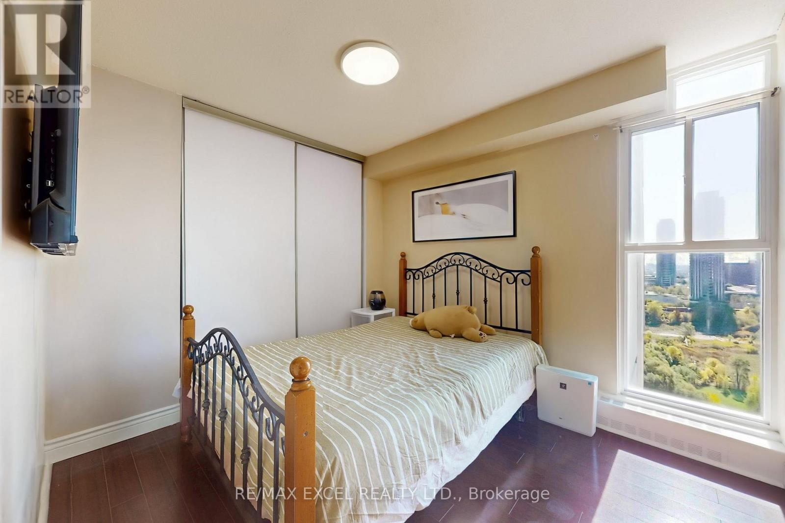 #1708 4101 SHEPPARD AVENUE E - 22