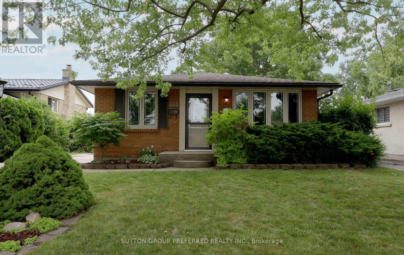 55 JENA CRESCENT - 1