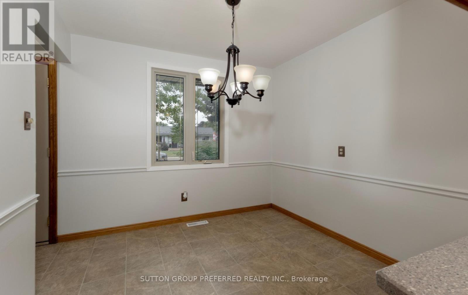 55 JENA CRESCENT - 10
