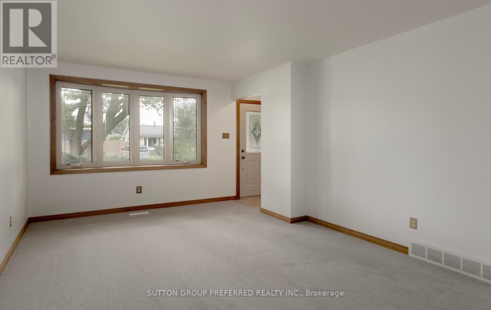 55 JENA CRESCENT - 13