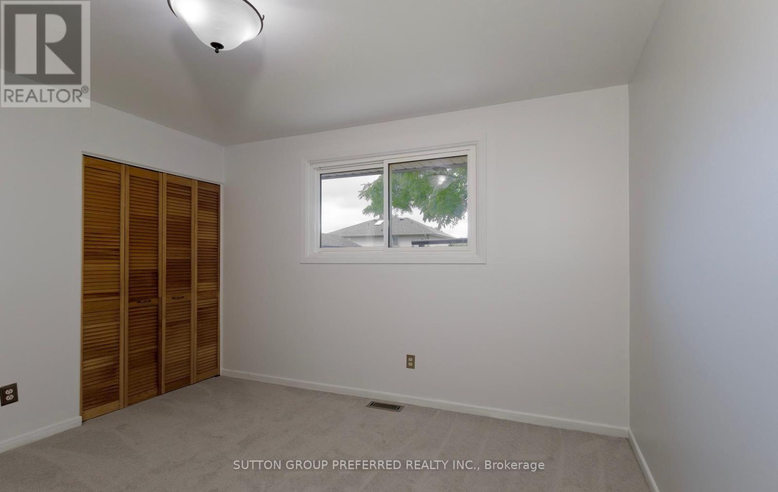 55 JENA CRESCENT - 17