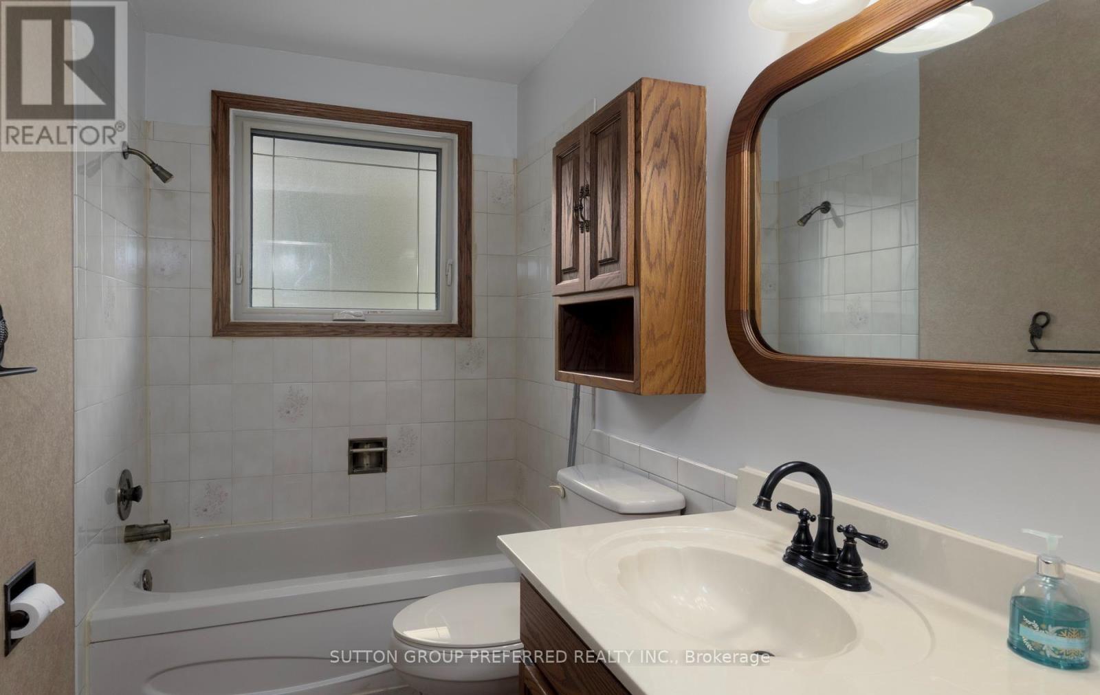 55 JENA CRESCENT - 22
